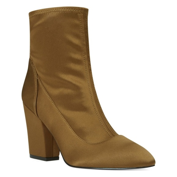 Nine West boot *New in box* - Picture 2 of 8